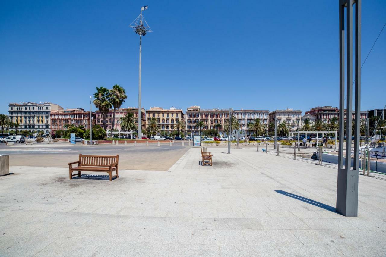 Hotel Aer Bj Vittoria Cagliari Exteriör bild